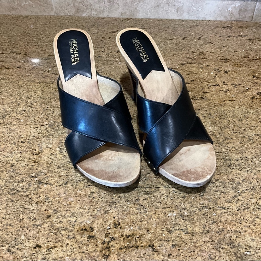 Michael Kors Black Leather Criss Cross Open Toed Mule with Wooden Sole Sz 8.5M